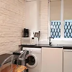 Beautiful And Cosy Small Studio Well Located